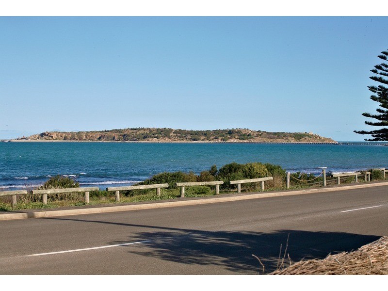 6 Bridge Terrace, Victor Harbor SA 5211