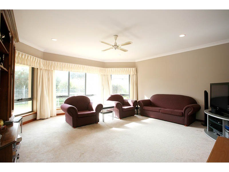 90 Cudmore Road, Mccracken SA 5211