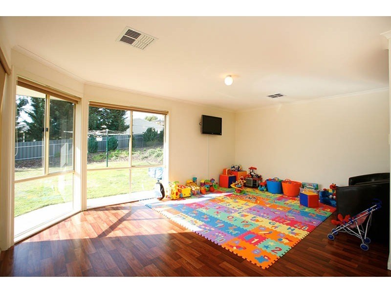 4 David Street, Mccracken SA 5211
