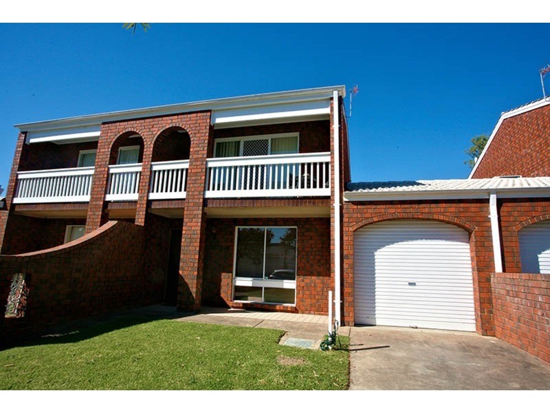 6/8 Newland Street, Victor Harbor SA 5211