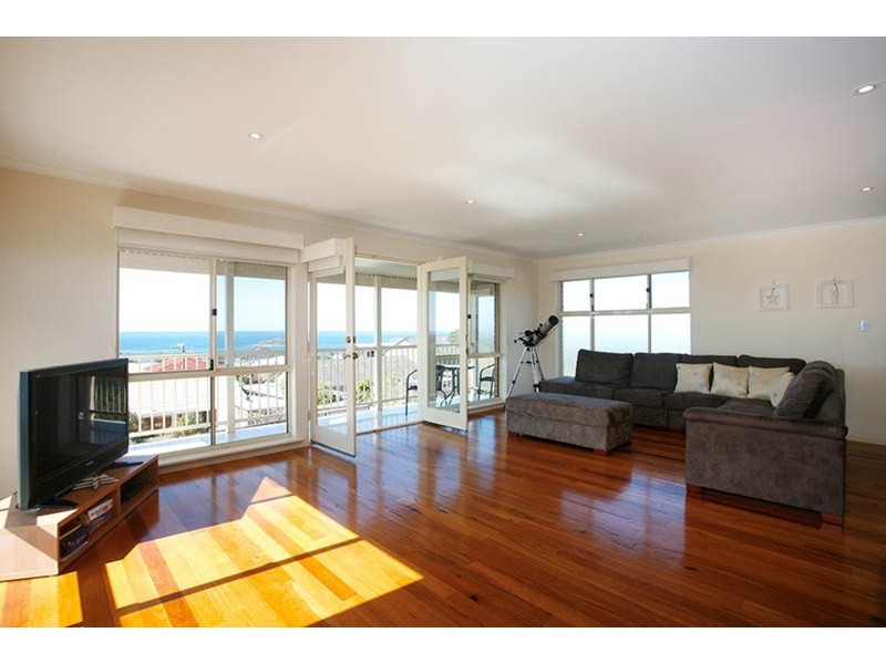 18A Norma Crescent, Encounter Bay SA 5211