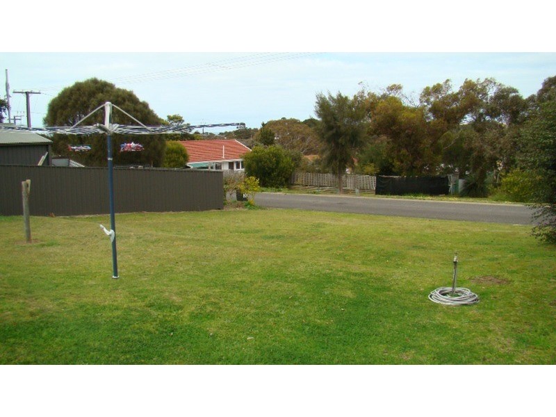 8 Heath (Cnr Dwiar Rd) Street, Victor Harbor SA 5211