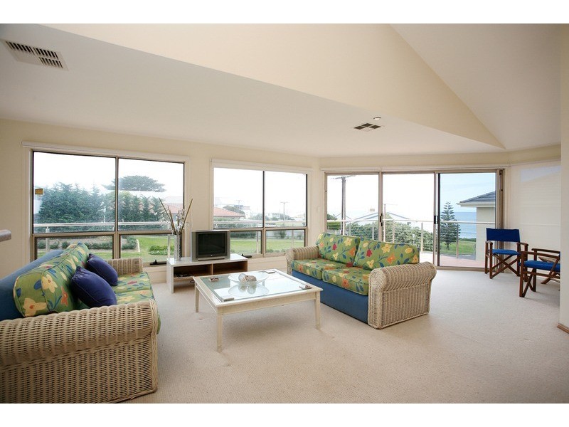 3 First Avenue, Hayborough SA 5211