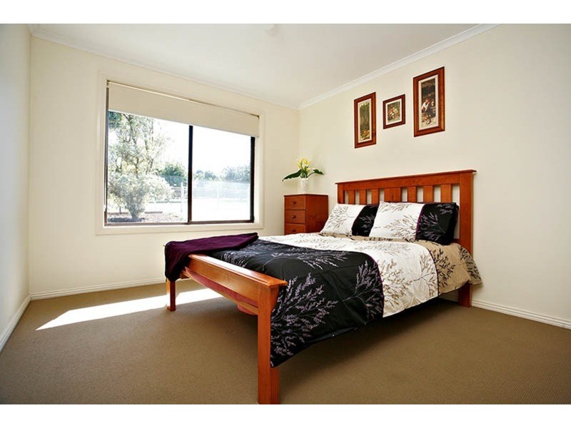 10 Marlborough Avenue, Victor Harbor SA 5211