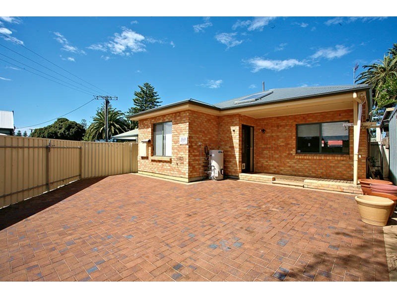 31 Victoria  Street, Victor Harbor SA 5211