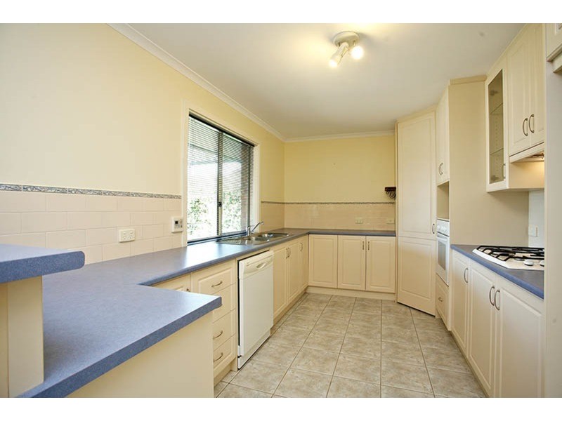 10 Laurie Avenue, Encounter Bay SA 5211