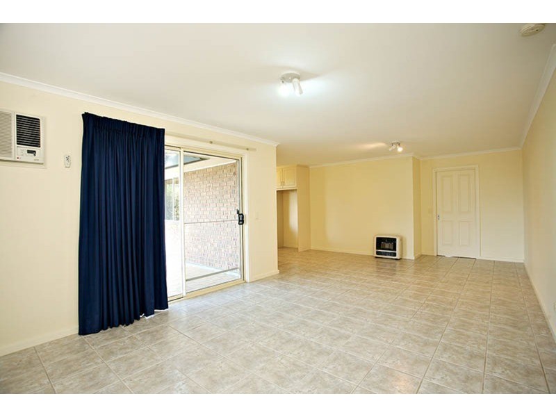 10 Laurie Avenue, Encounter Bay SA 5211