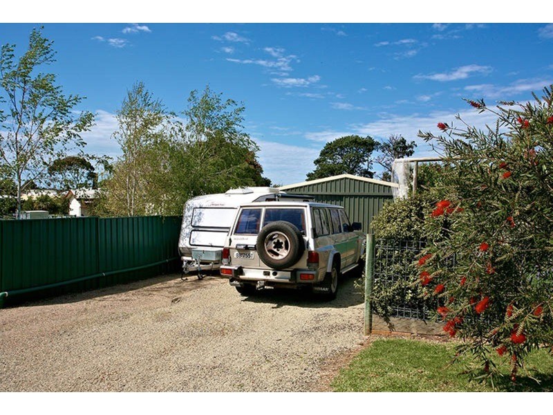 10 Laurie Avenue, Encounter Bay SA 5211