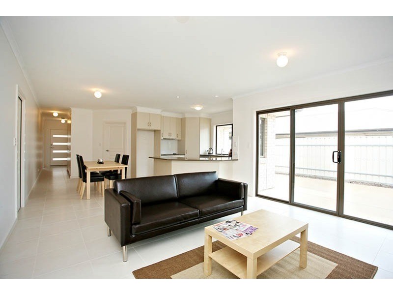 Villas 2 & 4/18-22 Leworthy  Street, Victor Harbor SA 5211
