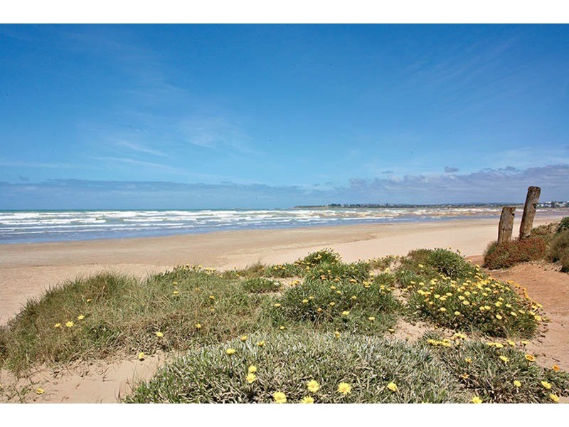 1/1 Chapman  Road, Middleton SA 5213