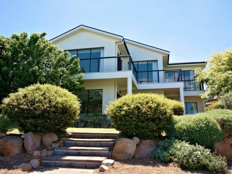 93 Matthew Flinders Drive, Encounter Bay SA 5211