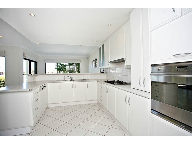 93 Matthew Flinders Drive, Encounter Bay SA 5211