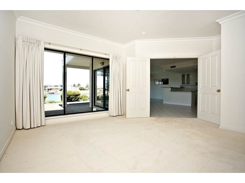 93 Matthew Flinders Drive, Encounter Bay SA 5211