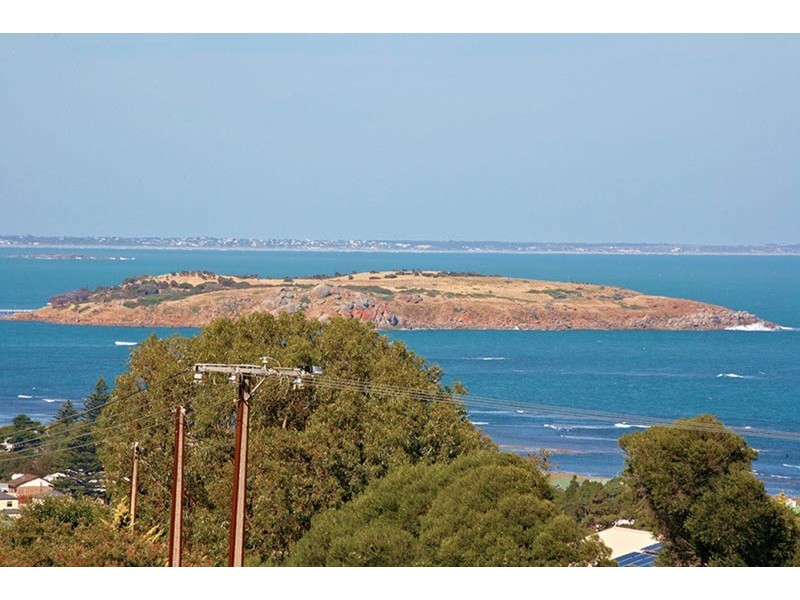 6 Olive Grove Road, Encounter Bay SA 5211