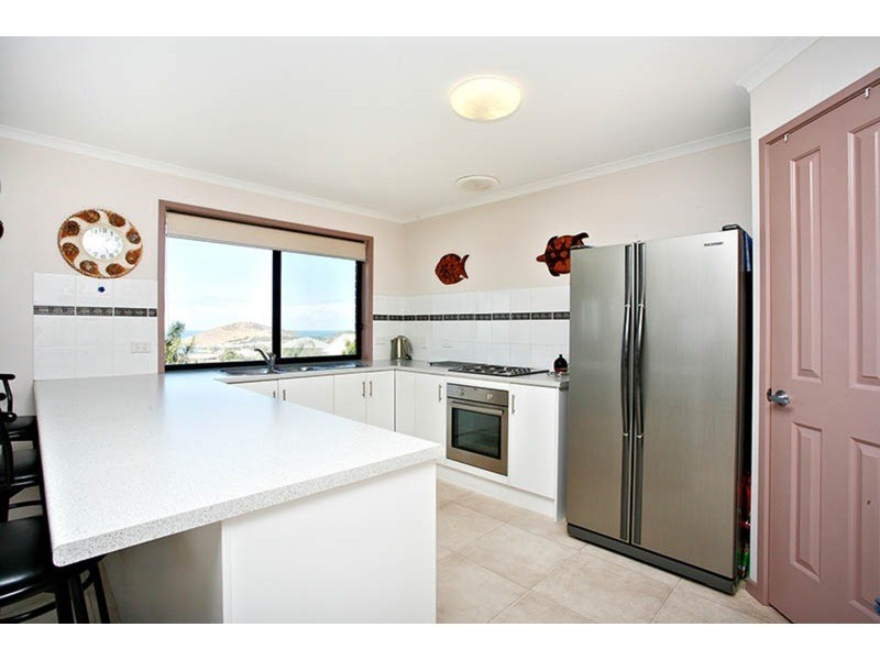 6 Olive Grove Road, Encounter Bay SA 5211