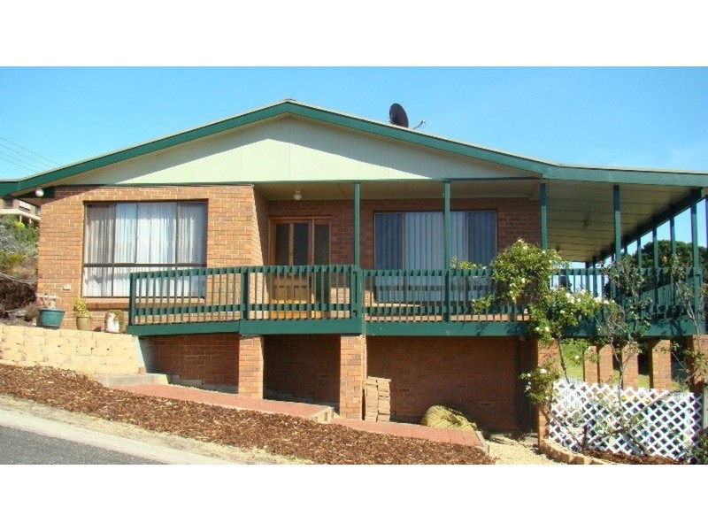 12 Laurie Avenue, Encounter Bay SA 5211