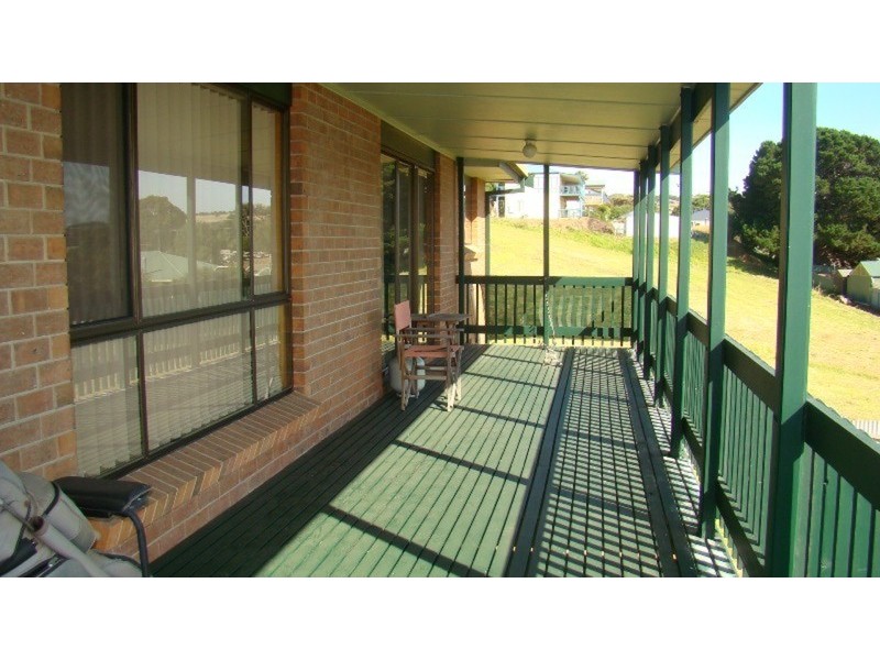 12 Laurie Avenue, Encounter Bay SA 5211