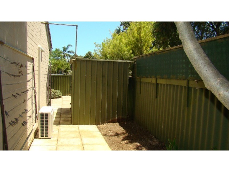 4/4 Graham  Street, Victor Harbor SA 5211