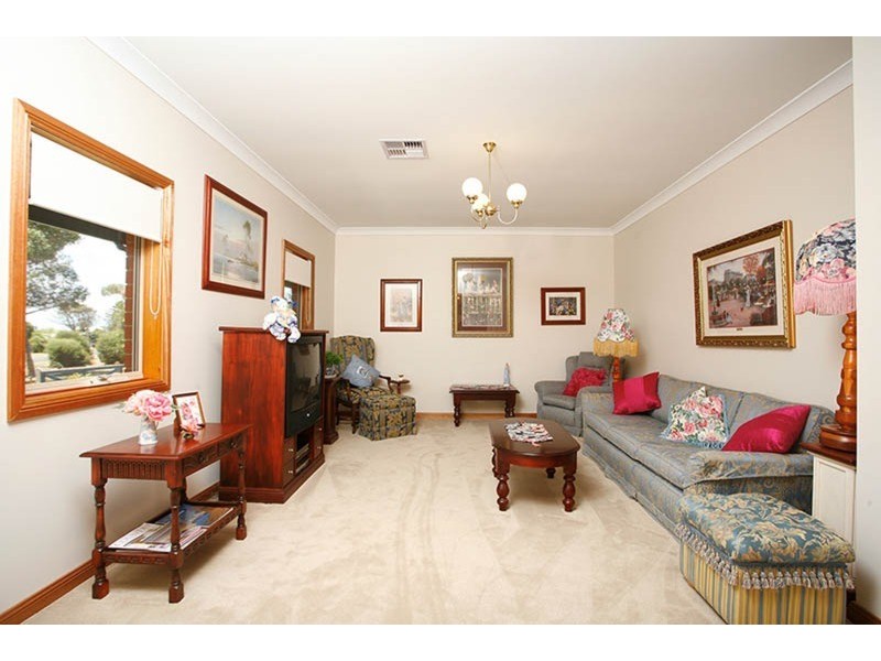 22 Batson Parade, Hindmarsh Island SA 5214