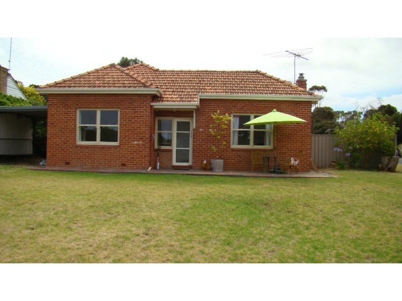 26 The Parkway, Victor Harbor SA 5211