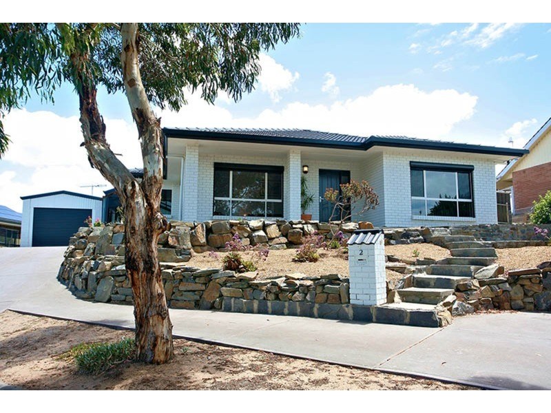 2 Edzell Court, Victor Harbor SA 5211
