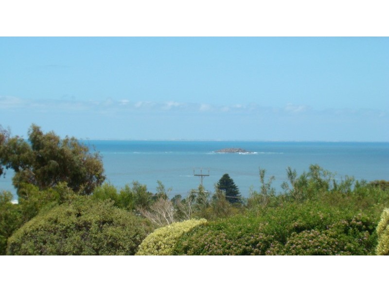 16 Dodson Road, Encounter Bay SA 5211