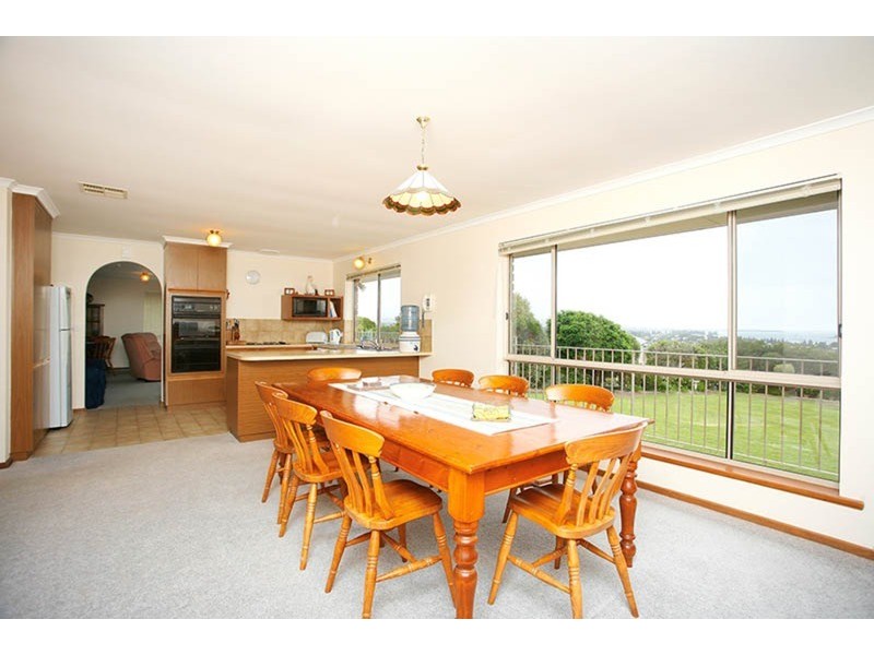 16 Dodson Road, Encounter Bay SA 5211