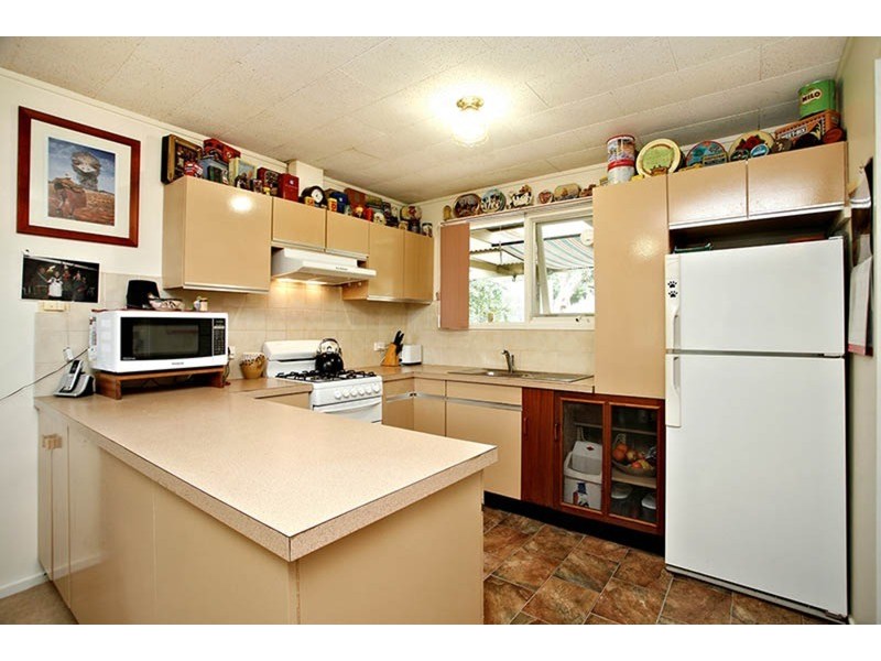 16 Folkestone Terrace, Victor Harbor SA 5211