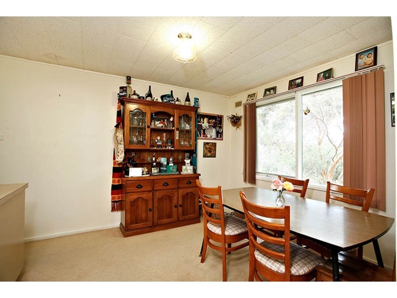 16 Folkestone Terrace, Victor Harbor SA 5211