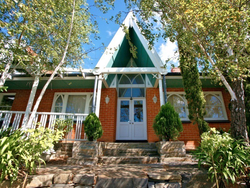 57 Seaview  Road, Victor Harbor SA 5211