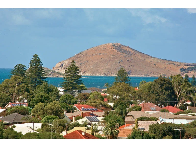 57 Seaview  Road, Victor Harbor SA 5211