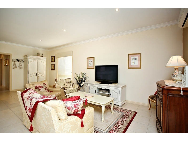 1/27 Seaview Road, Victor Harbor SA 5211