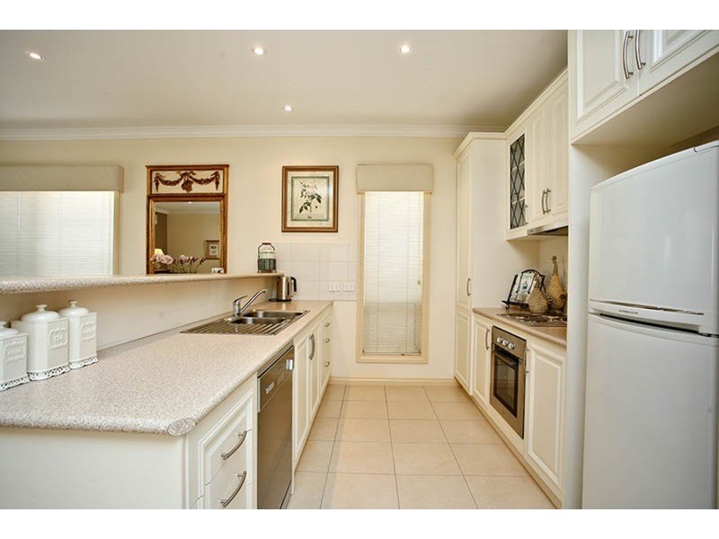 1/27 Seaview Road, Victor Harbor SA 5211