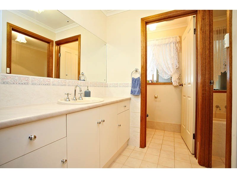 18 Arabian Court, Hindmarsh Valley SA 5211