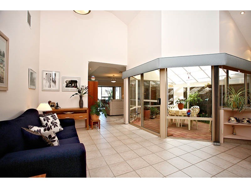 11 Islander Drive, Encounter Bay SA 5211