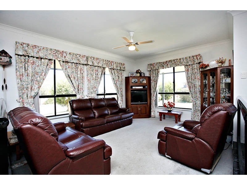 11 Down Street, Mccracken SA 5211