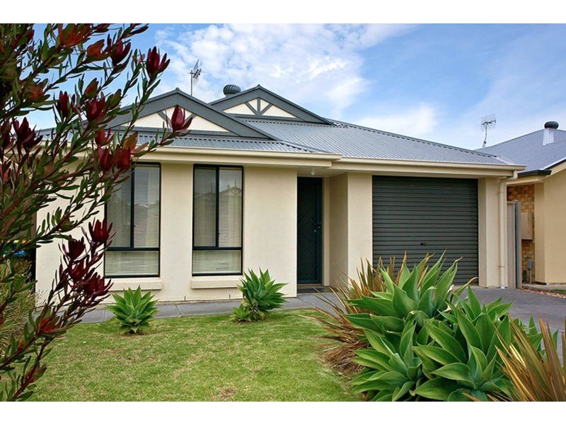 12 Africaine Drive, Mccracken SA 5211