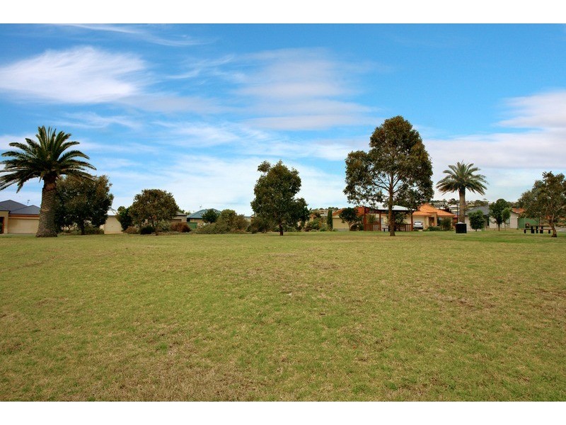 18 Allen Court, Encounter Bay SA 5211