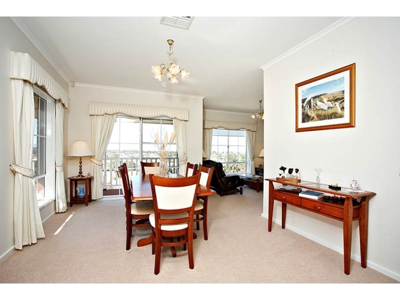 9 Laurie Avenue, Encounter Bay SA 5211