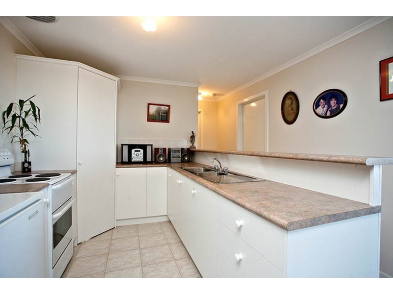 9 Laurie Avenue, Encounter Bay SA 5211