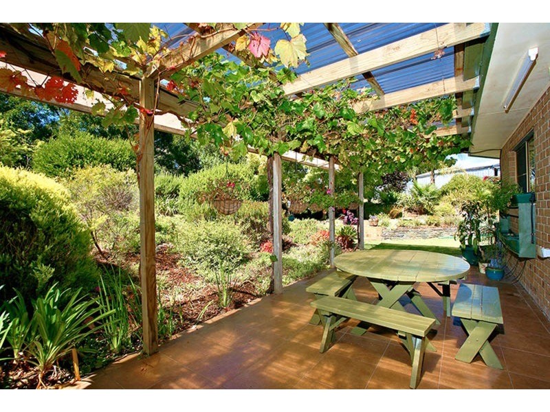 12 Ives  Crescent, Victor Harbor SA 5211