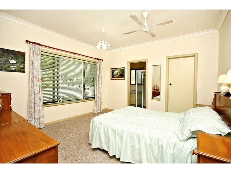 12 Ives  Crescent, Victor Harbor SA 5211