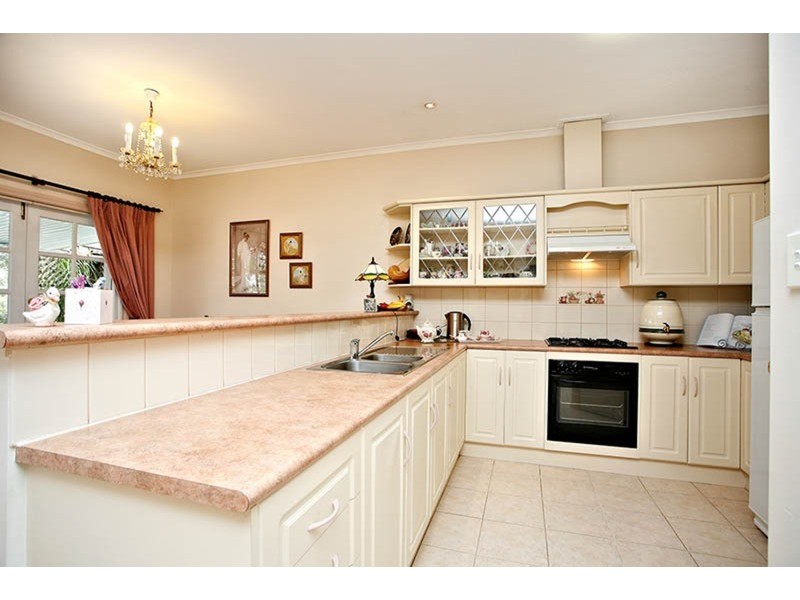37 Grantley Avenue, Victor Harbor SA 5211