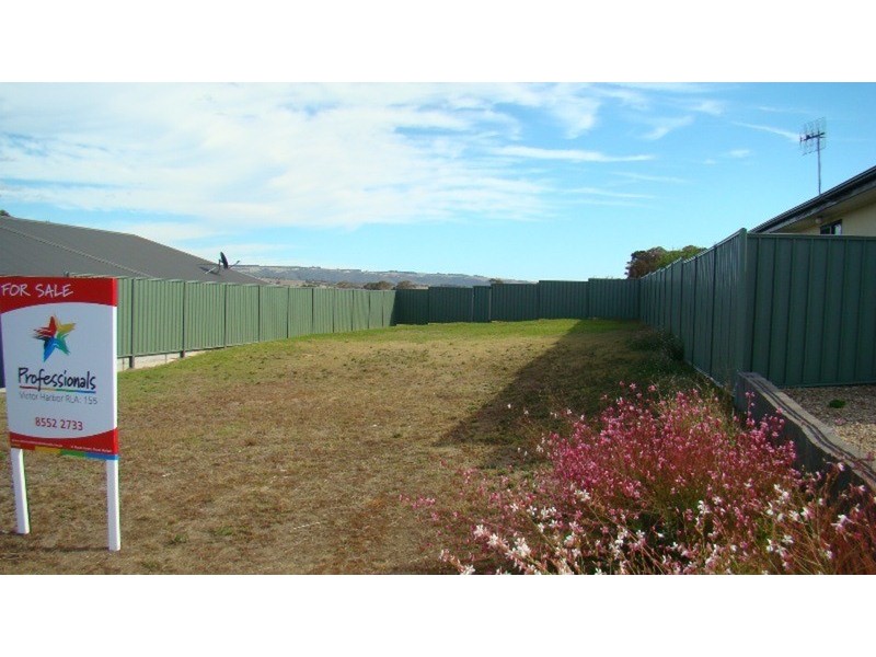 4 Palm Court, Encounter Bay SA 5211