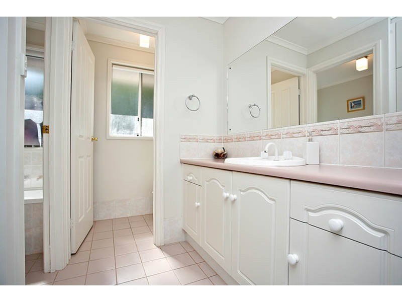 16 Blue Whale Court, Encounter Bay SA 5211