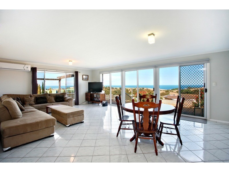 16 Blue Whale Court, Encounter Bay SA 5211