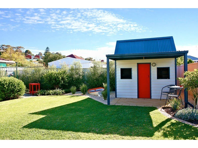 28 Graham Street, Victor Harbor SA 5211