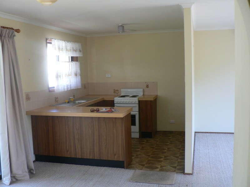 2 Oxford  Avenue, Victor Harbor SA 5211