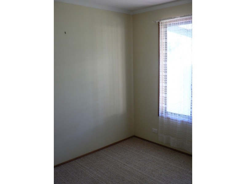 2 Oxford  Avenue, Victor Harbor SA 5211