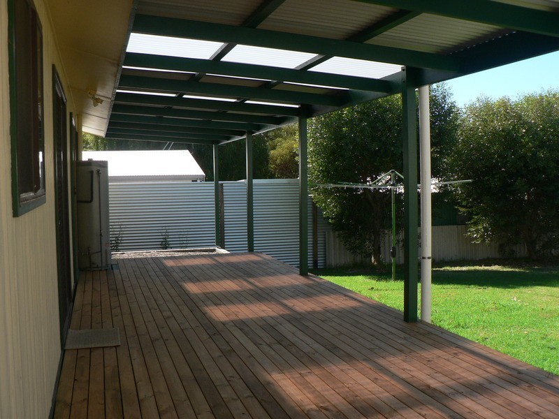 2 Oxford  Avenue, Victor Harbor SA 5211